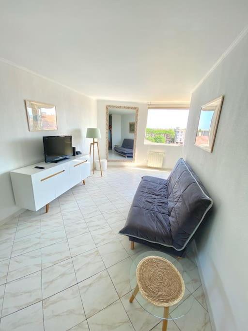 Appartement Spacieux 65M2, Avec Piscine Et Parking Fréjus Dış mekan fotoğraf