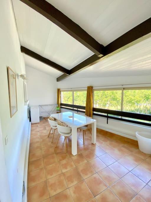 Appartement Spacieux 65M2, Avec Piscine Et Parking Fréjus Dış mekan fotoğraf