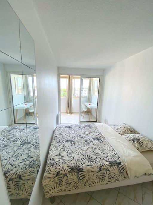Appartement Spacieux 65M2, Avec Piscine Et Parking Fréjus Dış mekan fotoğraf