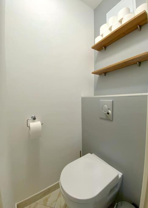 Appartement Spacieux 65M2, Avec Piscine Et Parking Fréjus Dış mekan fotoğraf